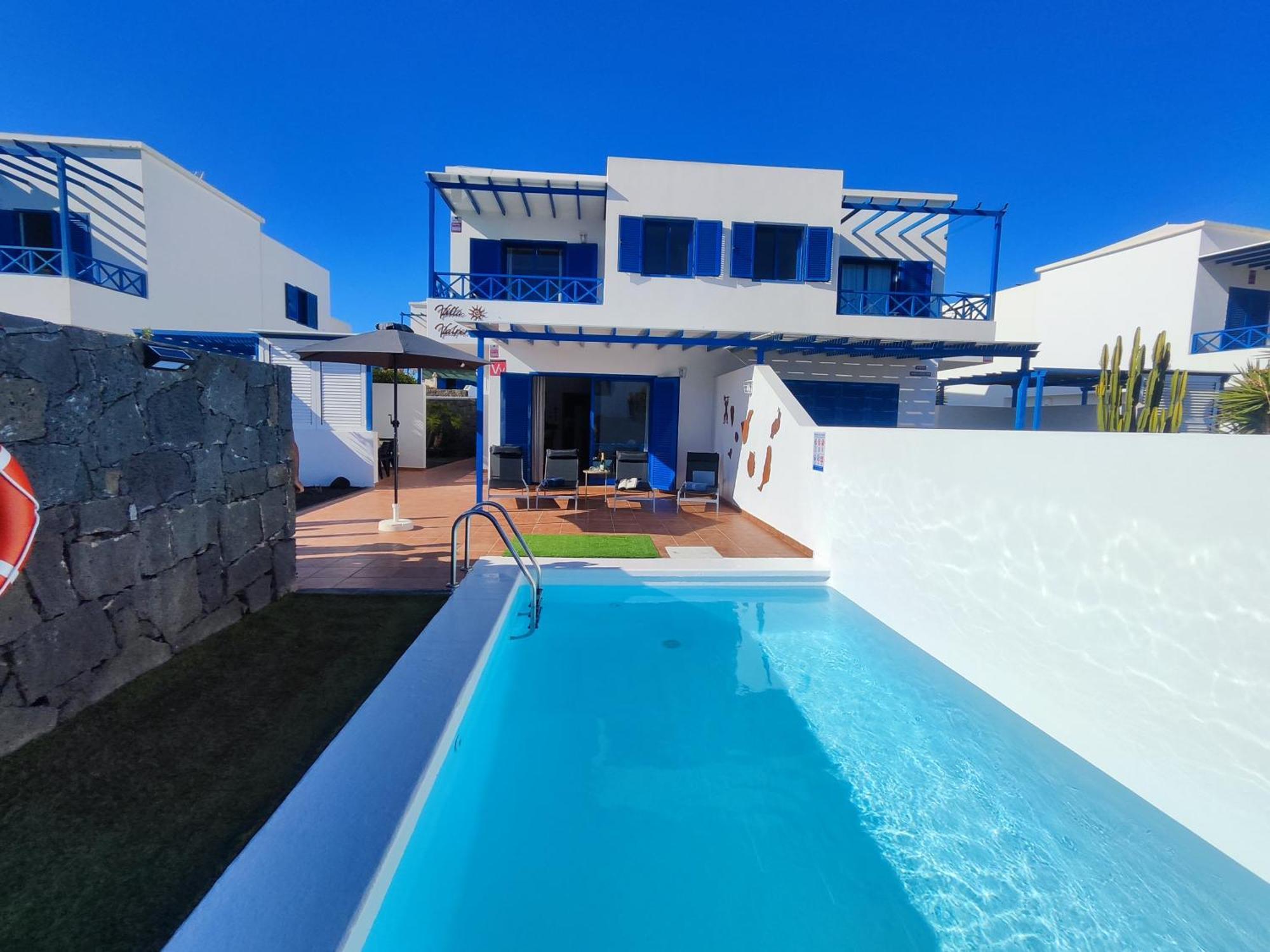 Villa Valperal, Piscina Climatizada Aire Acondicionado Posicion Estrategica!! 普拉亚布兰卡 外观 照片