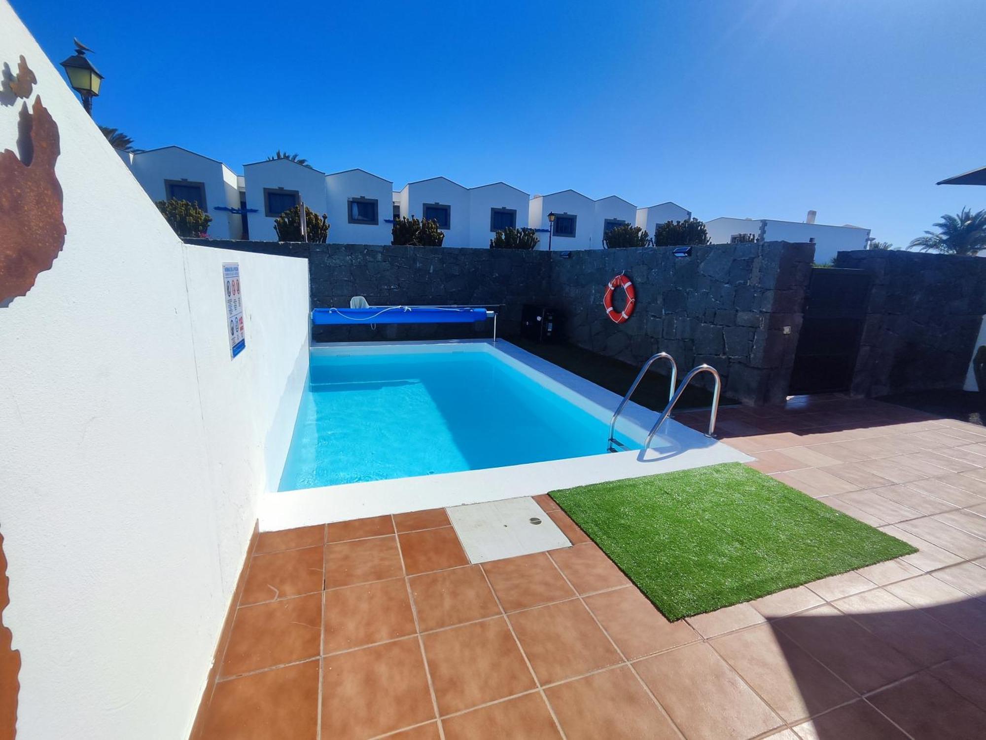 Villa Valperal, Piscina Climatizada Aire Acondicionado Posicion Estrategica!! 普拉亚布兰卡 外观 照片
