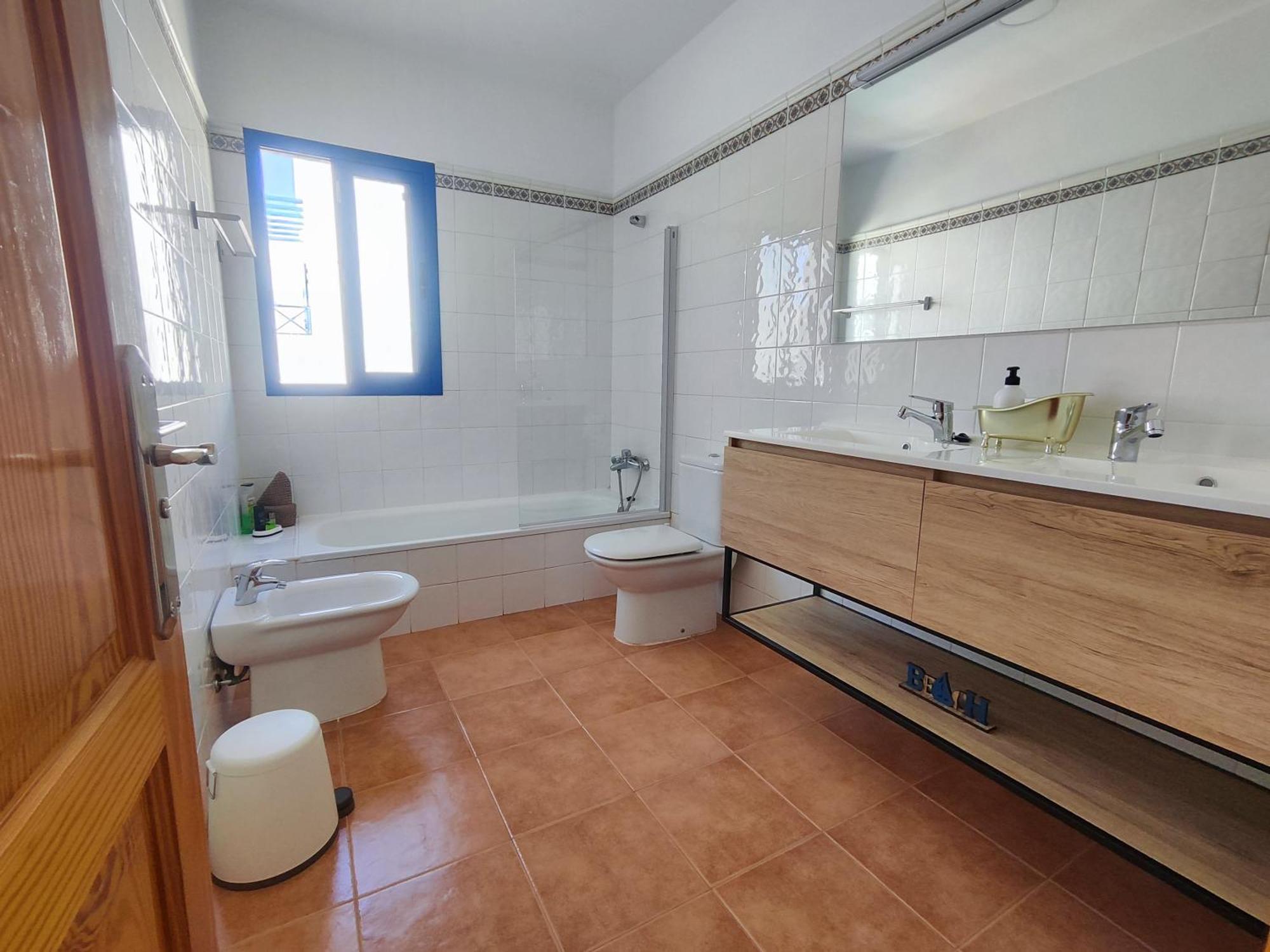 Villa Valperal, Piscina Climatizada Aire Acondicionado Posicion Estrategica!! 普拉亚布兰卡 外观 照片