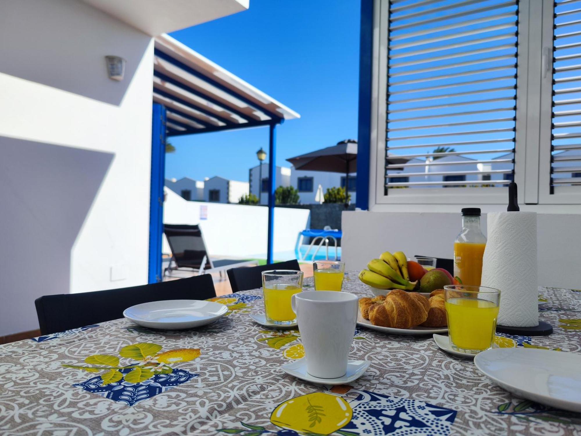 Villa Valperal, Piscina Climatizada Aire Acondicionado Posicion Estrategica!! 普拉亚布兰卡 外观 照片