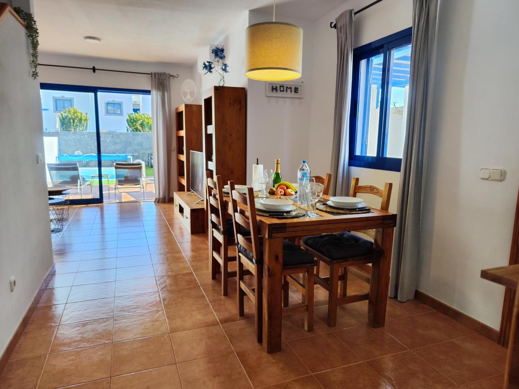 Villa Valperal, Piscina Climatizada Aire Acondicionado Posicion Estrategica!! 普拉亚布兰卡 外观 照片